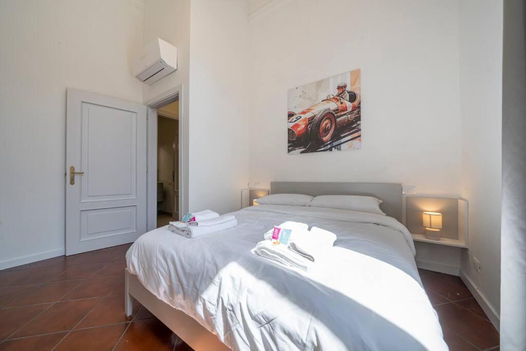 Via Emilia Centro - Stupendo Appartamento A Modena Exteriör bild