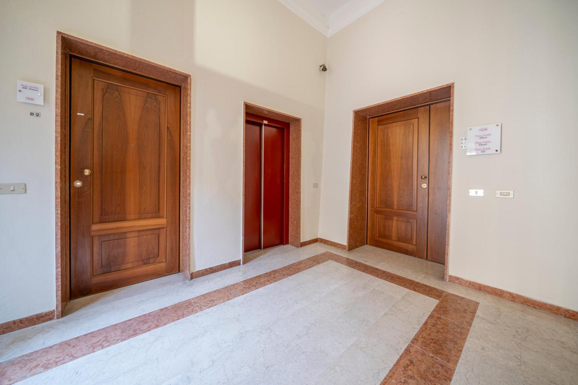 Via Emilia Centro - Stupendo Appartamento A Modena Exteriör bild